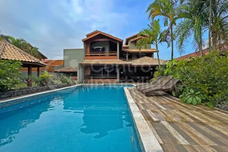 Casa com 5 Quartos à venda, 366m² no Estância Balneária Convento Velho, Peruíbe