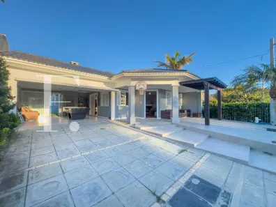 Casa com 4 Quartos à venda, 200m² no XANGRI-LÁ, Xangri-lá