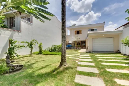 Casa com 3 Quartos à venda, 380m² no Jardim Hípico, São Paulo