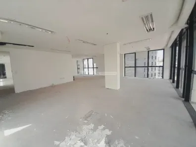 Sala Comercial para alugar, 230m² no Floresta, Porto Alegre
