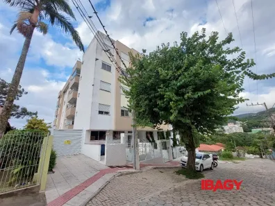 Apartamento com 2 Quartos para alugar, 63m² no Pantanal, Florianópolis