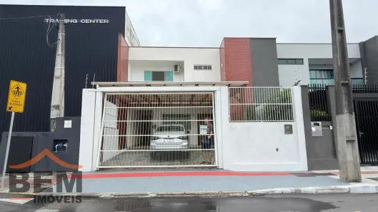 Casa com 3 Quartos à venda, 223m² no Dom Bosco, Itajaí