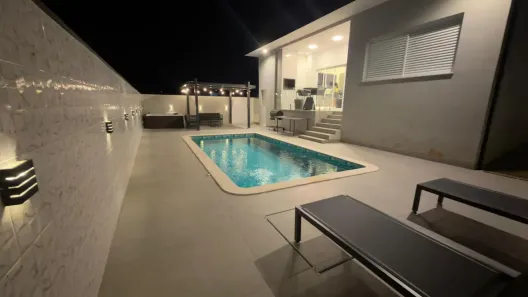 Casa de Condomínio com 3 Quartos à venda, 450m² no , Pardinho