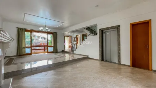 Casa com 3 Quartos à venda, 549m² no Chácara das Pedras, Porto Alegre