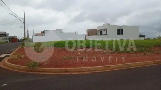 Lote/Terreno à venda, 390m² no Grand Ville, Uberlândia