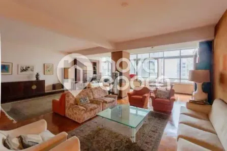 Apartamento com 3 Quartos à venda, 250m² no Leme, Rio de Janeiro