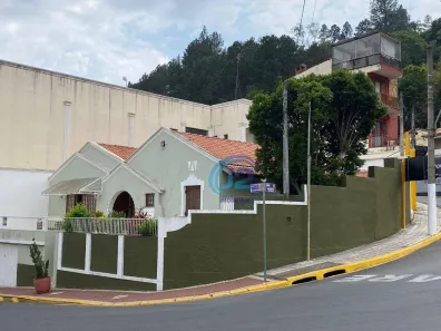 Casa com 3 Quartos à venda, 239m² no Centro, Serra Negra