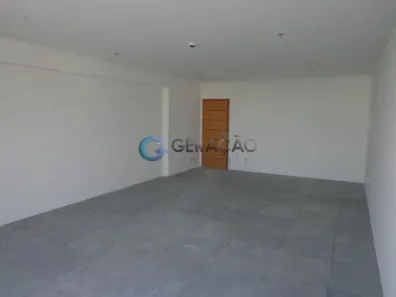 Sala Comercial à venda, 52m² no Jardim São Dimas, São José dos Campos