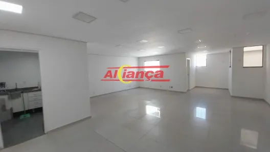Sala Comercial à venda, 197m² no Vila Hulda, Guarulhos