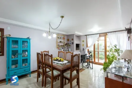 Casa de Condomínio com 3 Quartos à venda, 238m² no Jardim Isabel, Porto Alegre