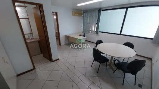 Sala Comercial para alugar, 42m² no Centro, Canoas