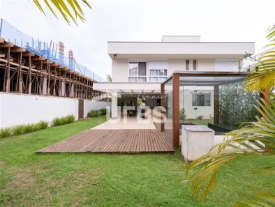 Sobrado com 4 Quartos à venda, 314m² no Residencial Alphaville Flamboyant, Goiânia