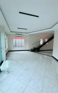 Casa de Condomínio com 3 Quartos para alugar, 224m² no Flores, Manaus