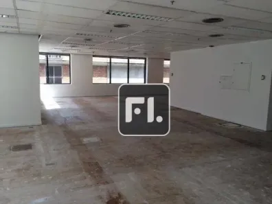 Sala Comercial para alugar, 295m² no Vila Olímpia, São Paulo