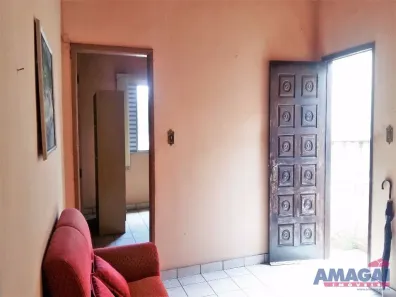 Casa com 2 Quartos à venda, 75m² no Parque Itamarati, Jacareí