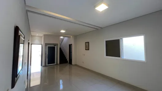 Casa com 3 Quartos à venda, 300m² no Santa Mônica, Uberlândia