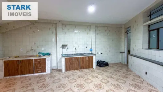 Casa com 1 Quarto para alugar, 50m² no Inconfidência, Belo Horizonte