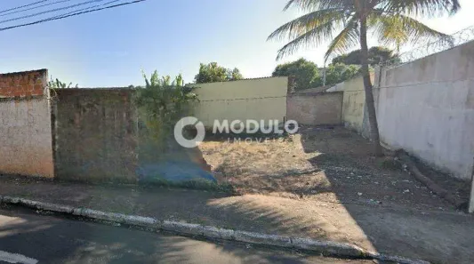 Lote/Terreno à venda, 297m² no Pampulha, Uberlândia