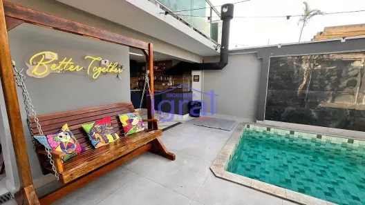 Casa com 3 Quartos para venda ou aluguel, 212m² no Jardim Oriental, São Paulo