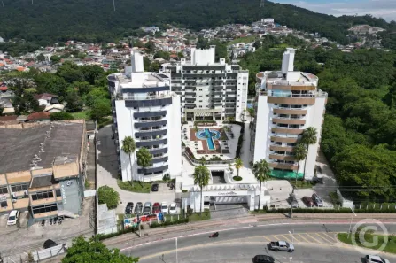 Apartamento com 2 Quartos para alugar, 79m² no Monte Verde, Florianópolis