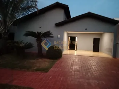 Casa de Condomínio com 3 Quartos à venda, 220m² no Centro, Jardinópolis