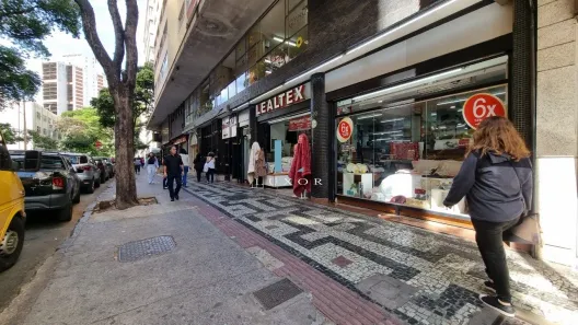 Ponto Comercial para alugar, 670m² no Centro, Belo Horizonte