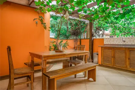 Casa com 3 Quartos à venda, 200m² no Vila Madalena, São Paulo