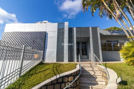 Imóvel Comercial para alugar, 380m² no Passo da Areia, Porto Alegre