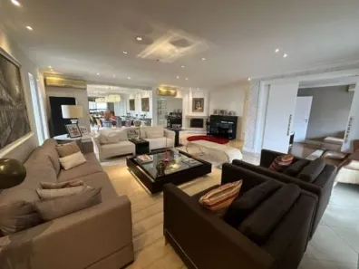 Apartamento com 5 Quartos à venda, 320m² no Vila Uberabinha, São Paulo