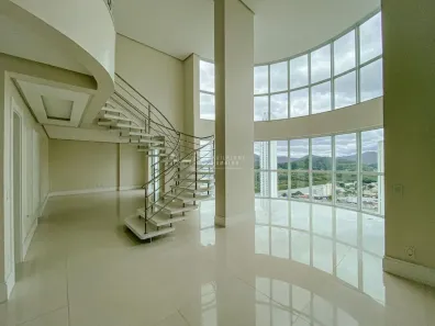Apartamento com 3 Quartos à venda, 240m² no Centro, Balneário Camboriú
