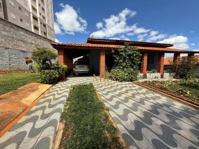 Casa com 4 Quartos à venda, 209m² no Jardim Lucila, Tatuí