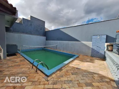 Casa com 3 Quartos à venda, 202m² no Jardim Cruzeiro do Sul, Bauru