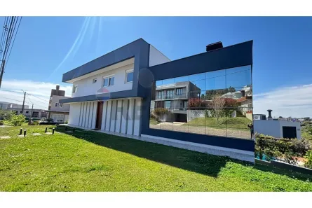 Casa de Condomínio com 3 Quartos à venda, 340m² no São José, Passo Fundo