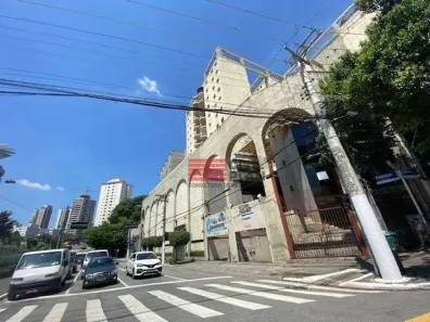 Prédio Comercial para alugar, 7115m² no Água Branca, São Paulo