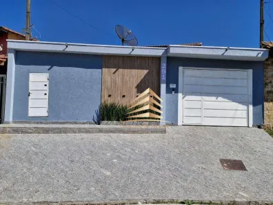 Casa com 4 Quartos à venda, 250m² no Terra Preta (Terra Preta), Mairiporã