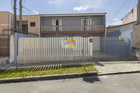 Sobrado com 3 Quartos à venda, 181m² no Xaxim, Curitiba