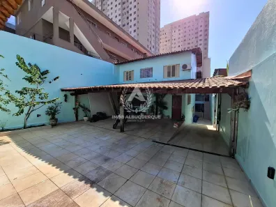 Sobrado com 4 Quartos à venda, 310m² no Jardim Nova Germania, São Paulo