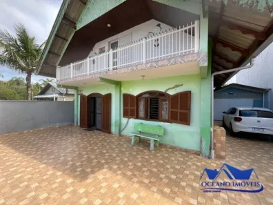 Sobrado com 5 Quartos à venda, 360m² no Guaratuba, Guaratuba
