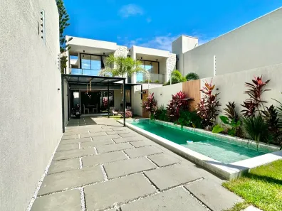 Casa com 4 Quartos à venda, 146m² no Edson Queiroz, Fortaleza