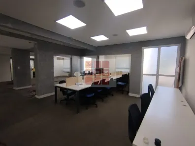 Sala Comercial para alugar, 338m² no Itaim Bibi, São Paulo