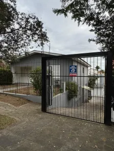 Casa com 3 Quartos para alugar, 258m² no Tristeza, Porto Alegre