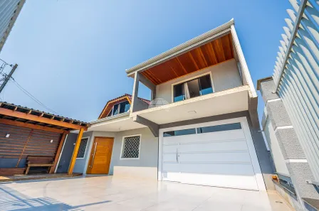 Sobrado com 3 Quartos à venda, 198m² no Passaúna, Araucária