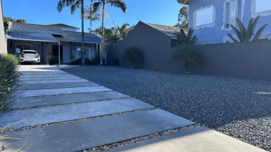 Casa com 3 Quartos à venda, 143m² no Iririú, Joinville