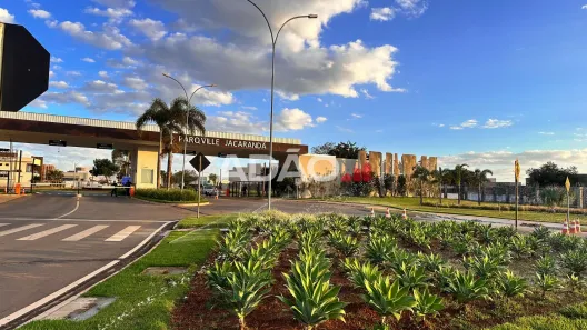 Casa de Condomínio com 3 Quartos à venda, 257m² no Jardim Cristal, Aparecida de Goiânia