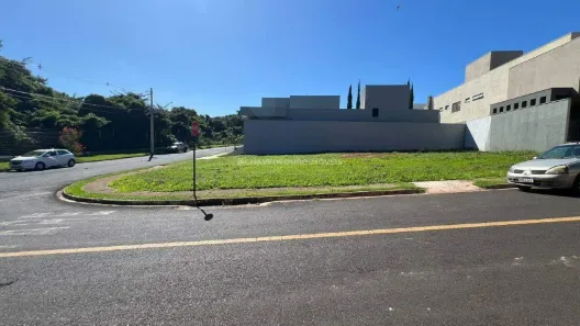 Lote/Terreno à venda, 458m² no Recreio dos Bandeirantes, Uberaba