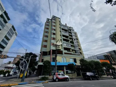 Apartamento com 3 Quartos para alugar, 110m² no Centro, Caxias do Sul