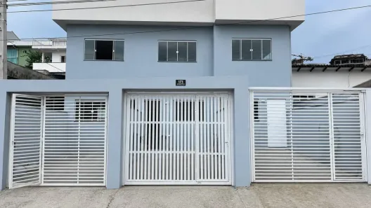 Sobrado com 3 Quartos para alugar, 80m² no Fazenda, Itajaí