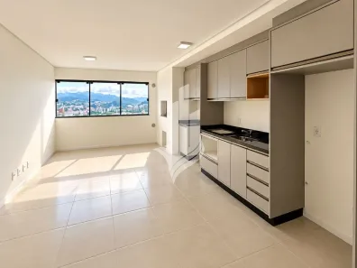 Apartamento com 2 Quartos para alugar, 58m² no Água Verde, Blumenau