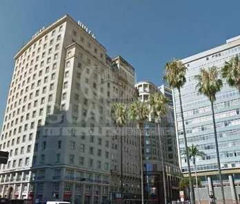 Sala Comercial para alugar, 684m² no Centro Histórico, Porto Alegre