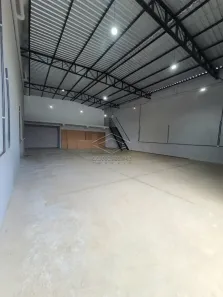 Ponto Comercial para alugar, 200m² no Vila Industrial, Bauru